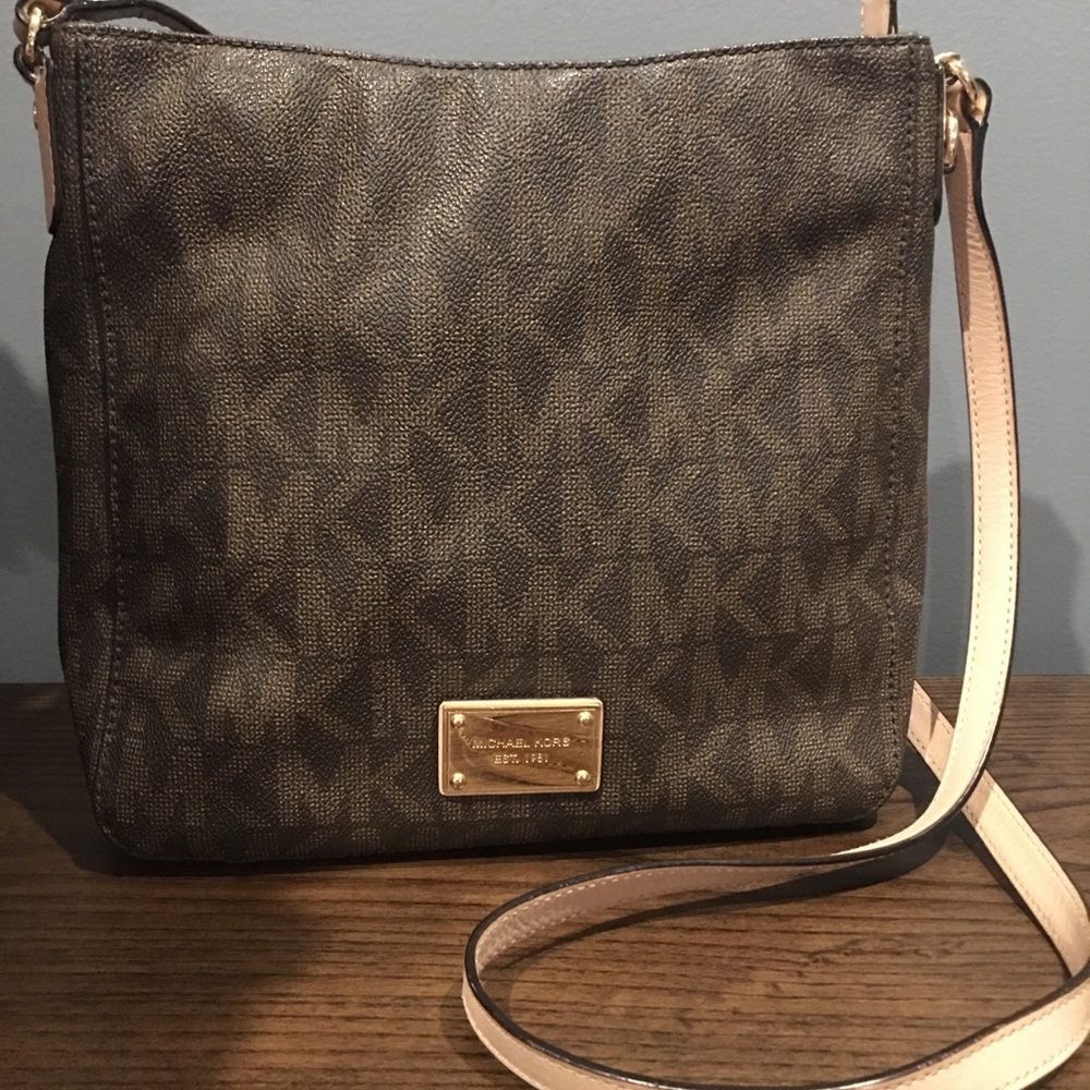 Michael Kors Crossbody bag